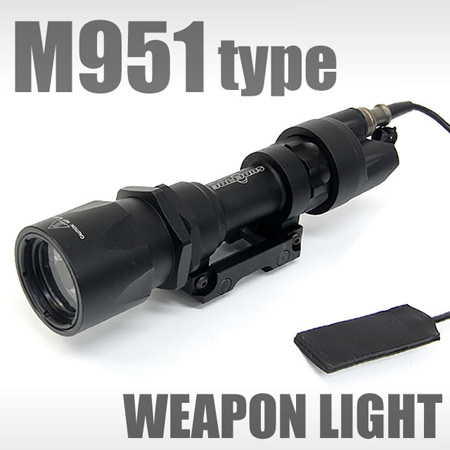 SureFire M951 Tactical Light LED Super Bright Black(EX108-BK)